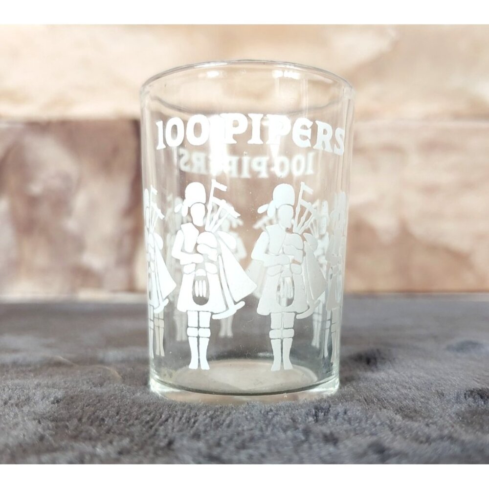 Vintage Seagrams 100 Pipers Scotch Clear Shot Glass 1 Fluid Ounce